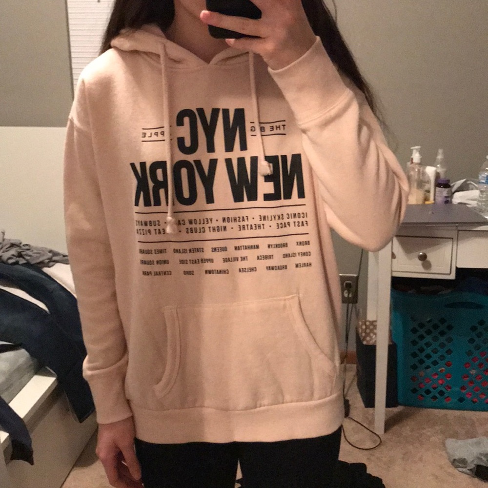 Sweatshirt